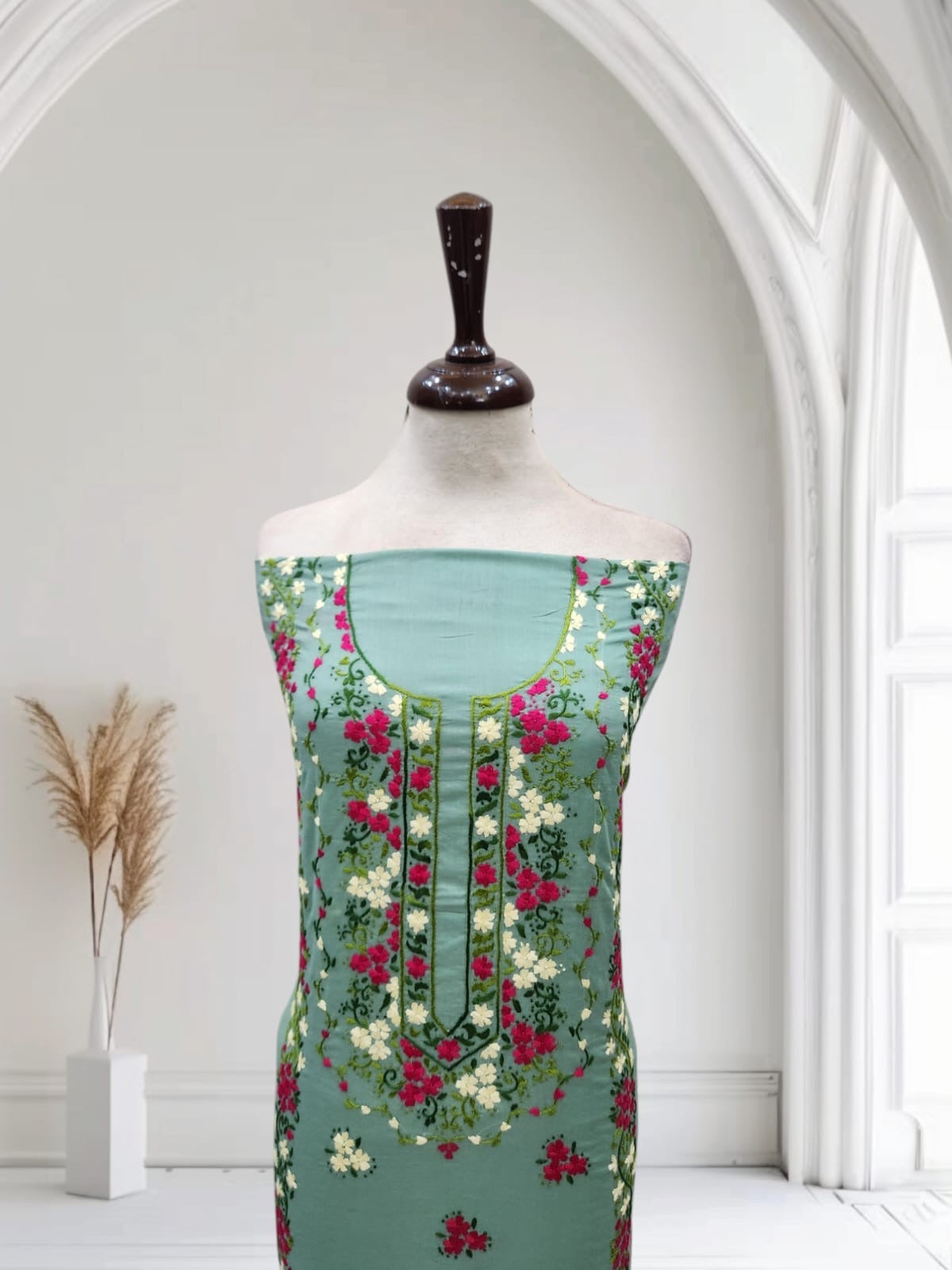 New shade lawn hand Embroidered shirt