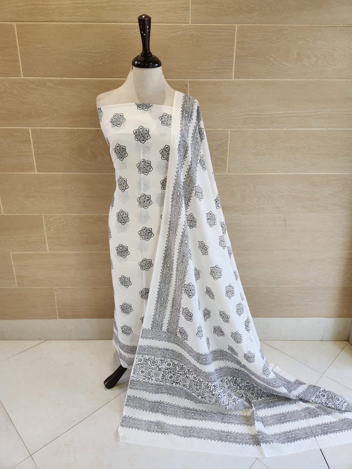 White & black lawn Block print 2pc (advance payment)