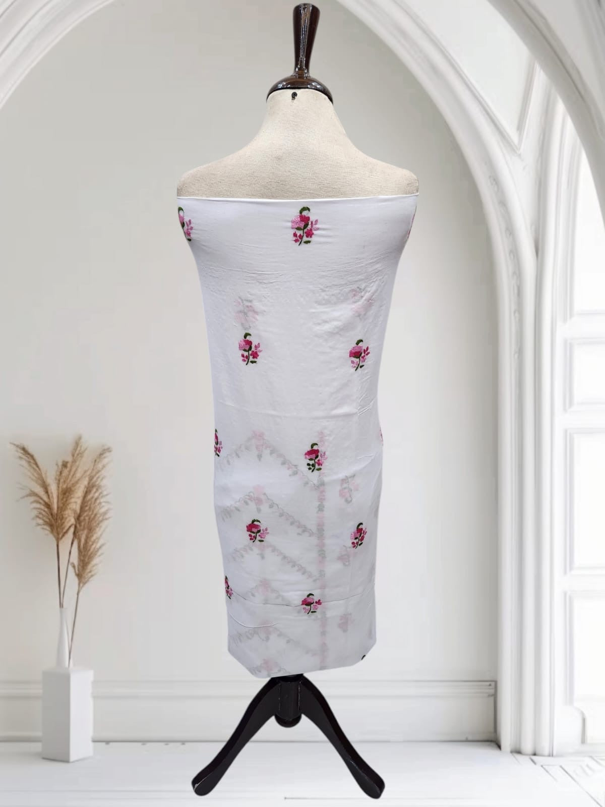 Maah e Noor white & pink hand embroidered shirt