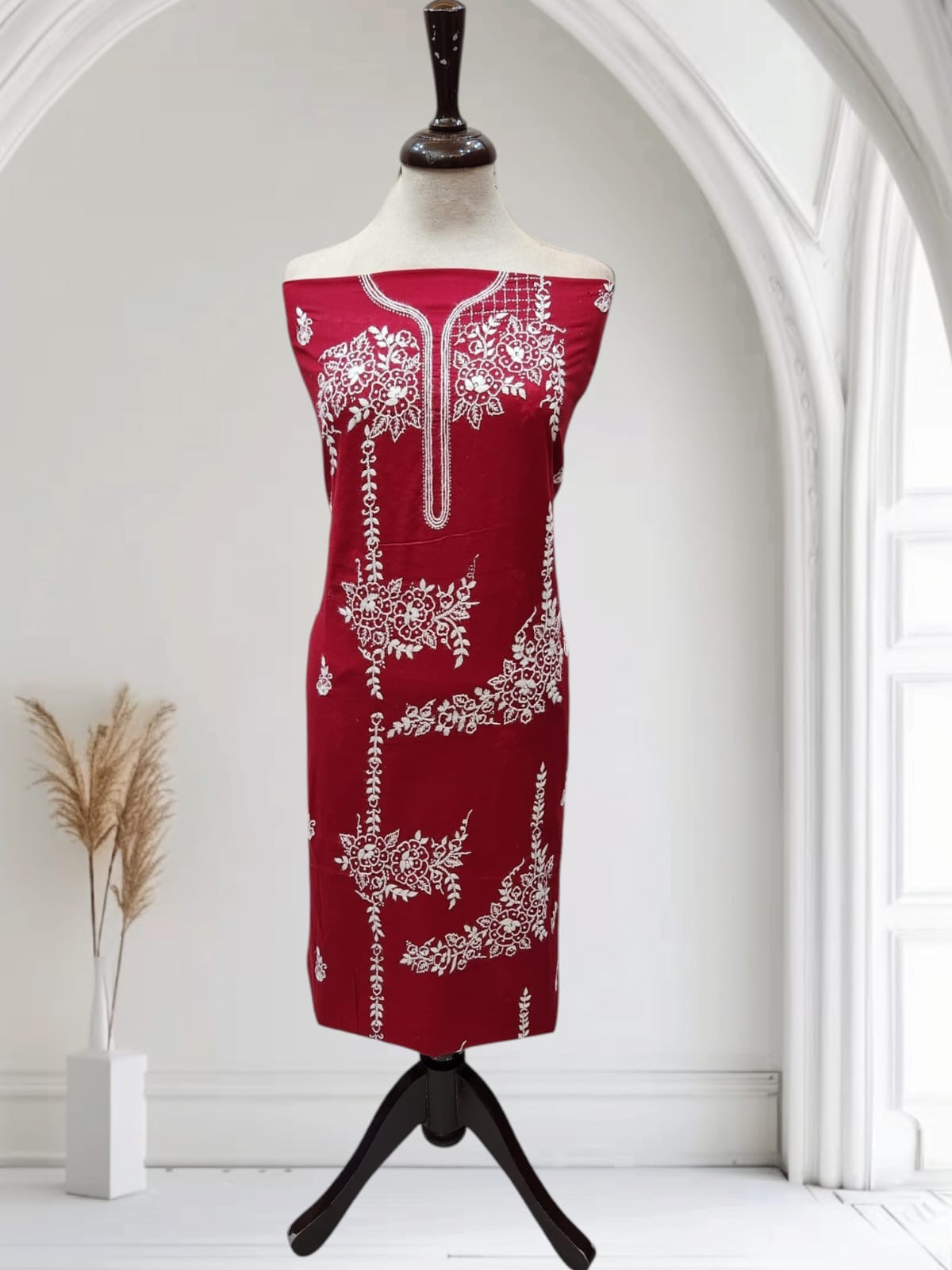 Most demanding Style lawn hand embroidered shirt
