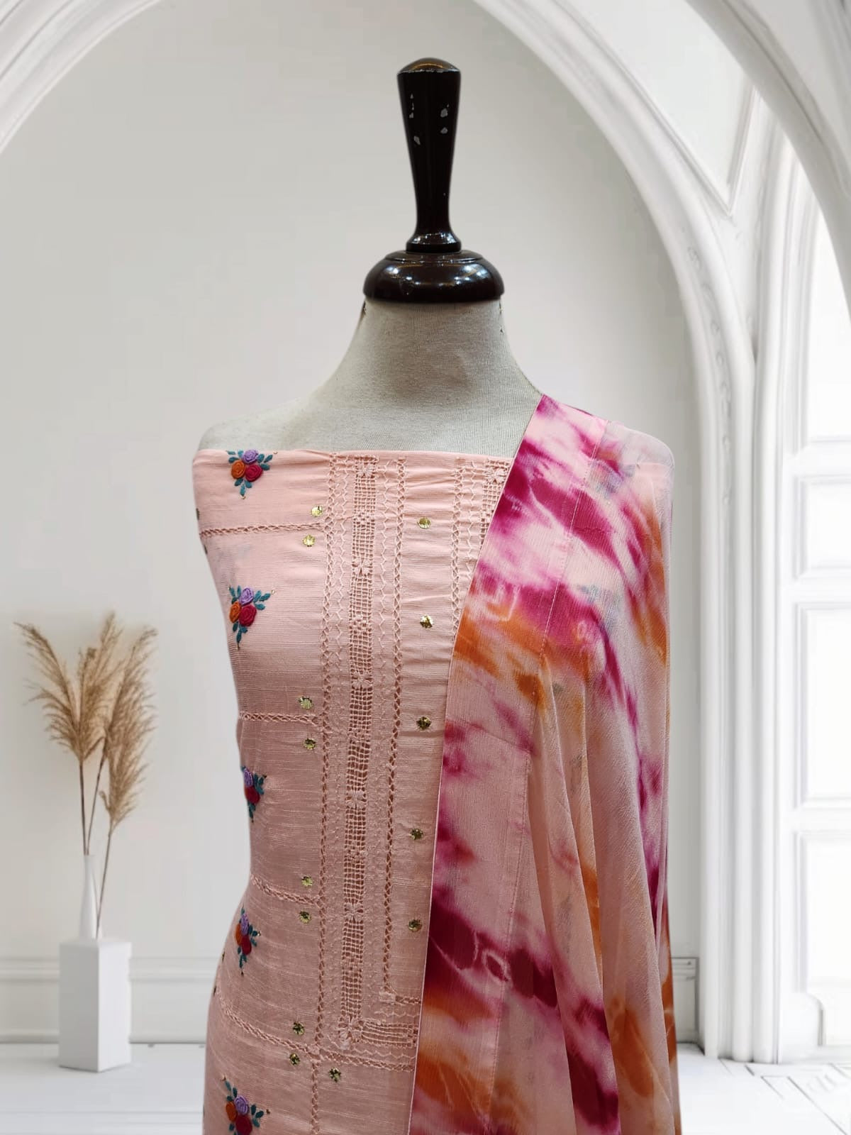 Tarkashi Raw silk Peachy Pink with Gulab tanka
