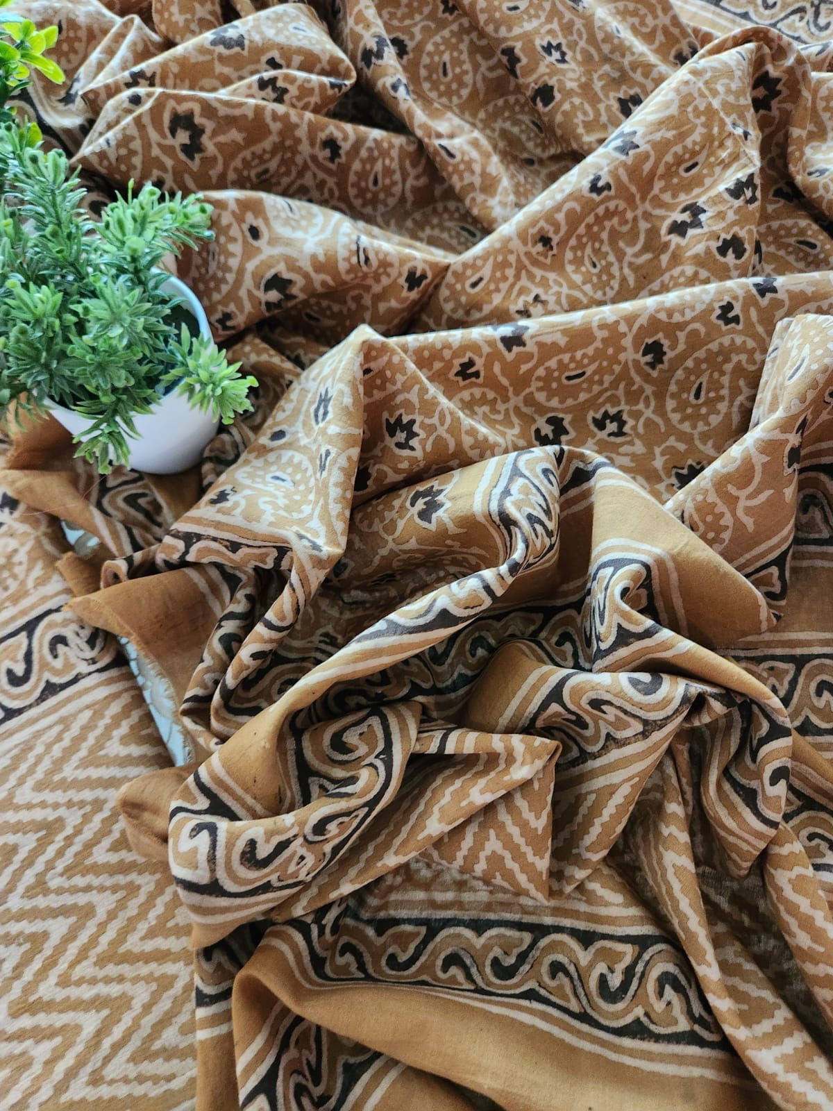 Lawn Natural Dyed 2pc advance payment