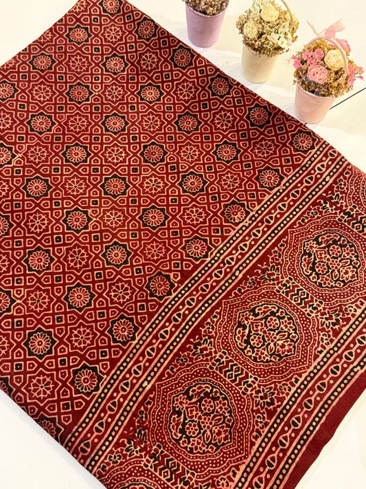Maroon lawn organic dyed shirt