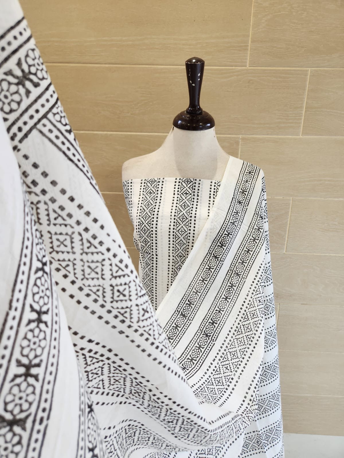 White & black block print 2pc (advance payment)