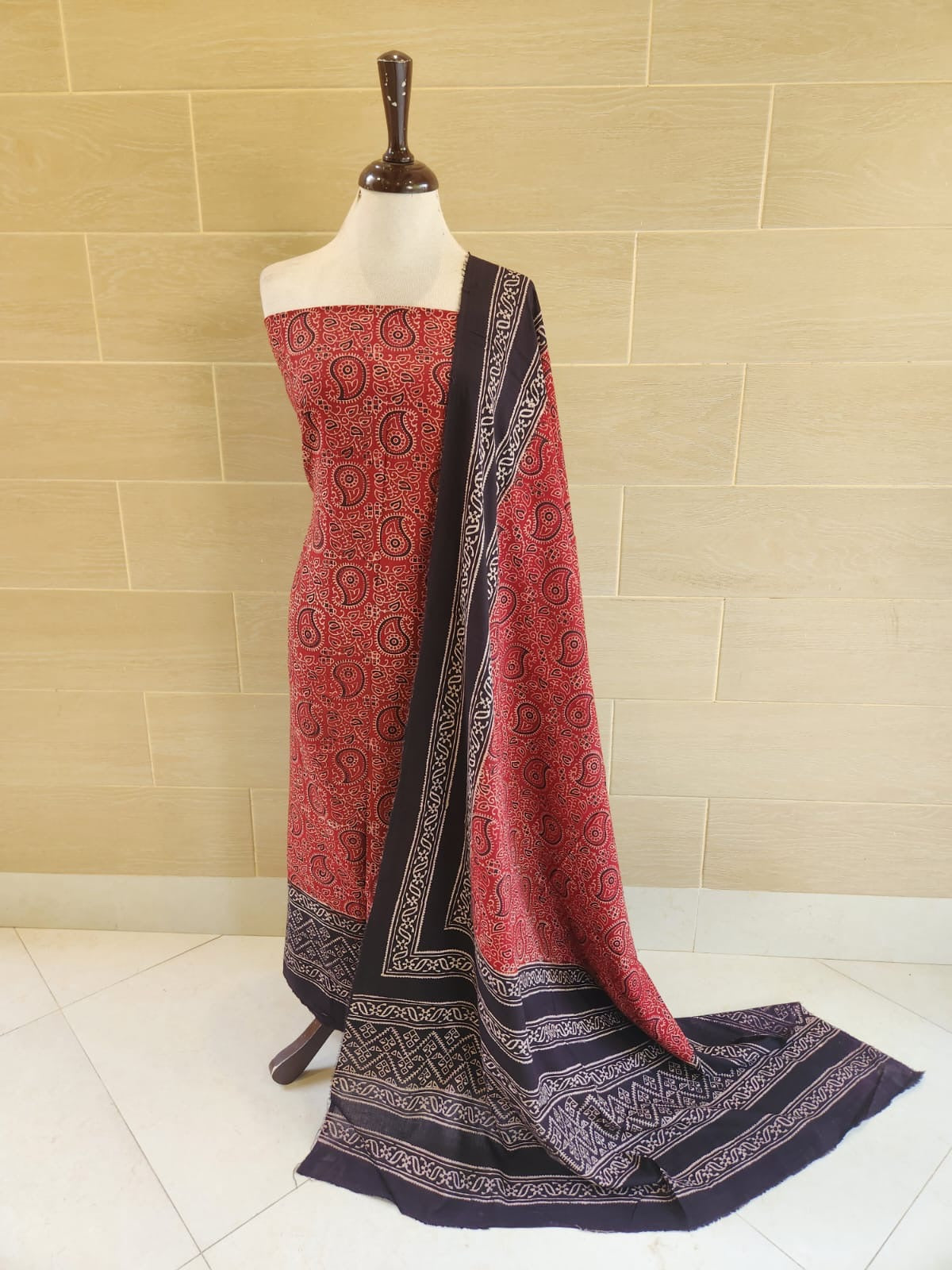 Lawn natural dyed Shirt and dupatta