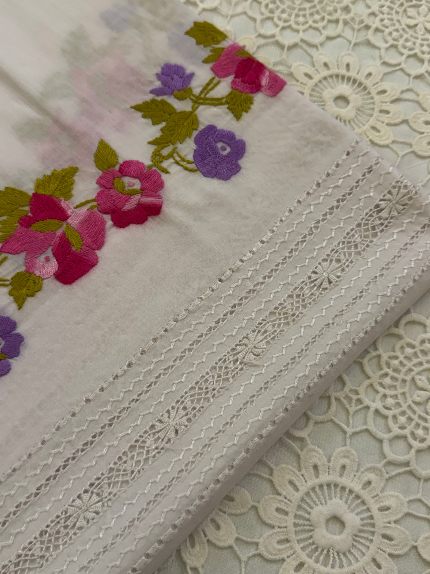 Elegant Tarkashi Trouser