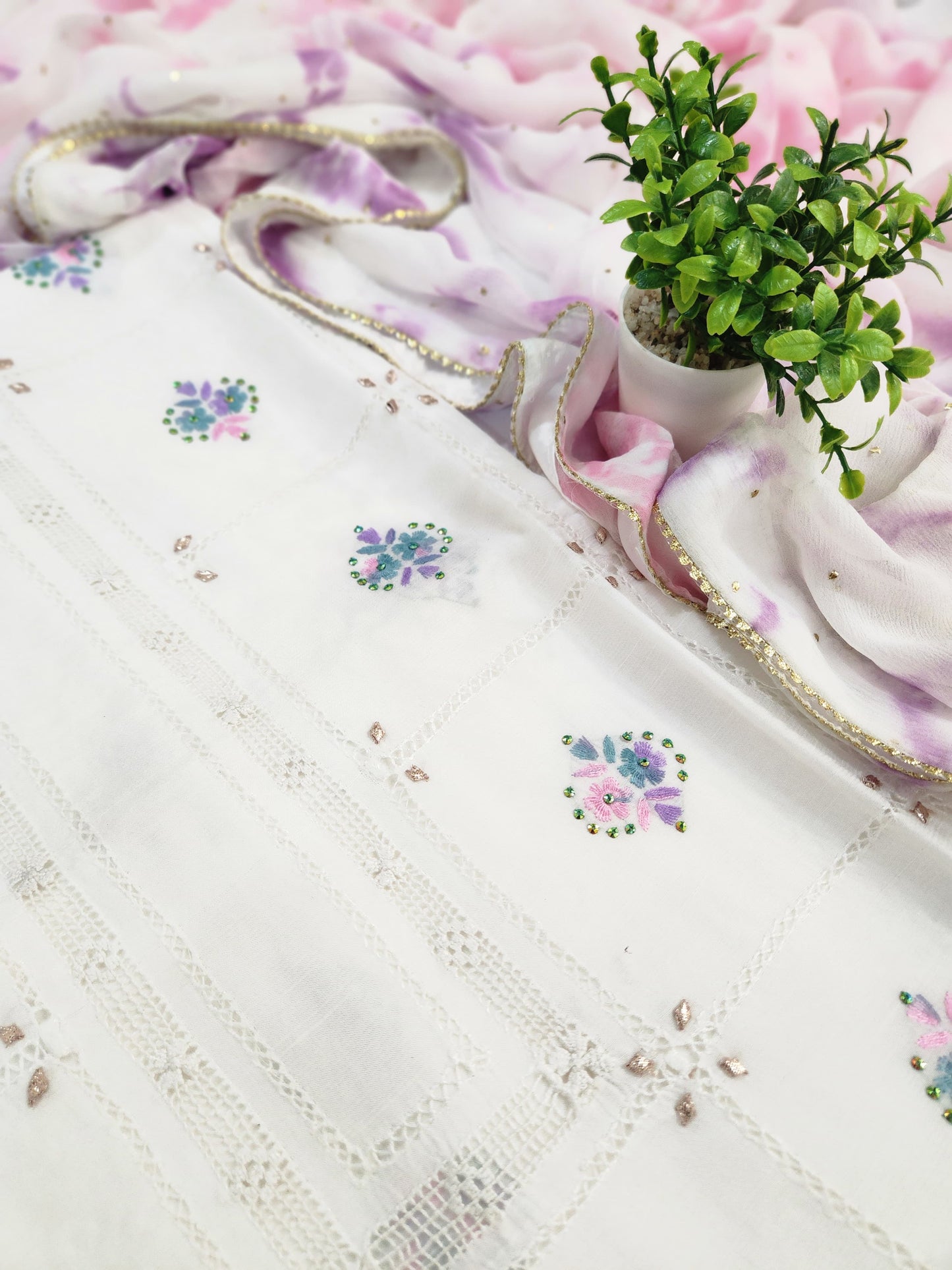 Premium Raw Silk tarkashi 3pc advance payment
