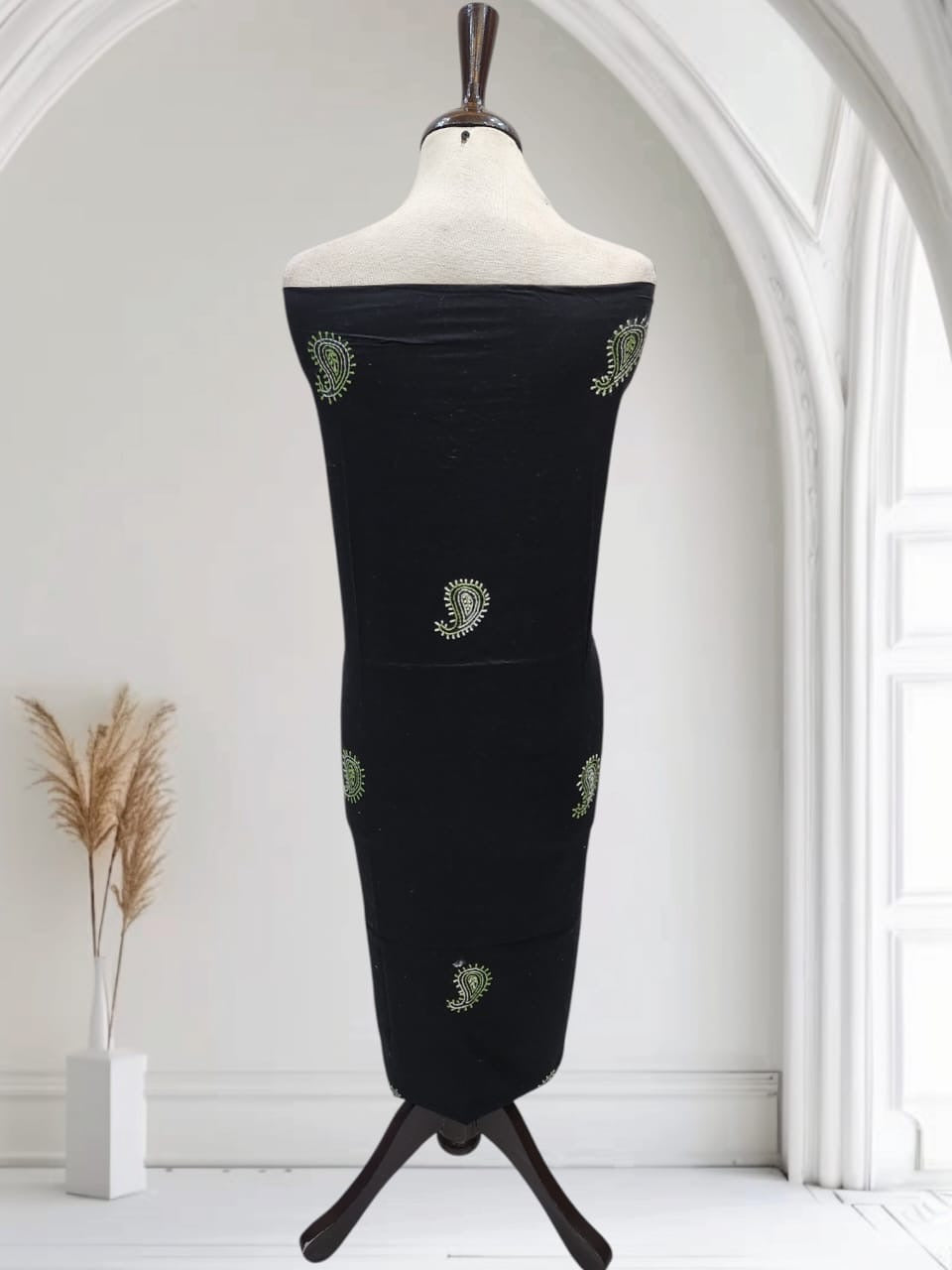 Lawn hand embroidered Jaal shirt its Mongia Green