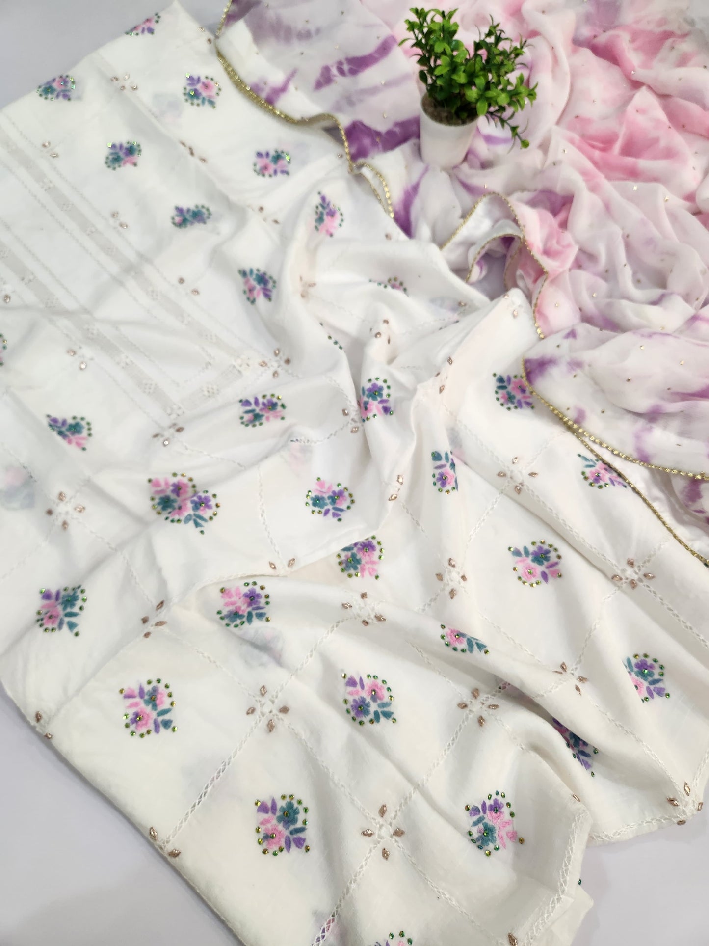 Premium Raw Silk tarkashi 3pc advance payment