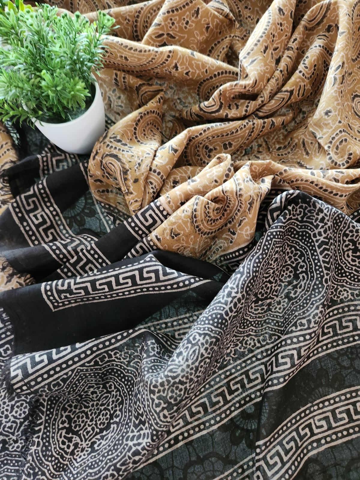 Lawn Natural dyed 2pc advance payment
