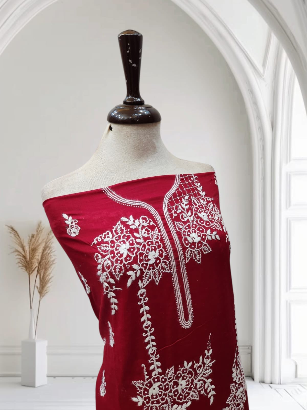 Most demanding Style lawn hand embroidered shirt