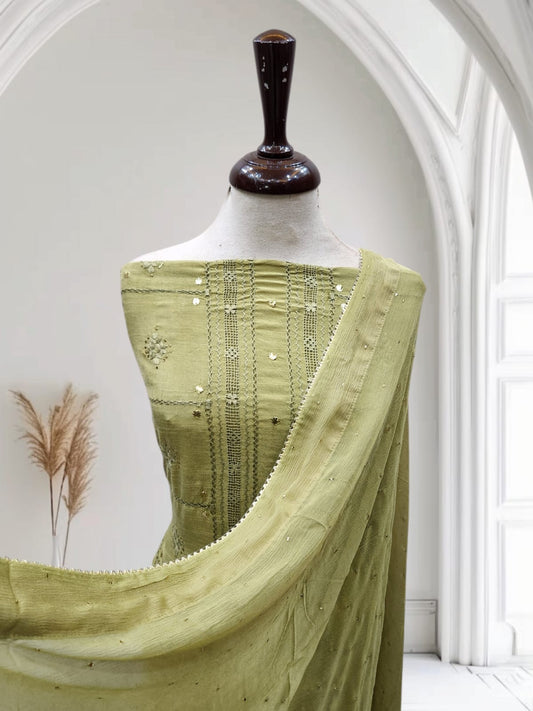 Dried Olives 🫒 Raw silk Tarkashi with Mukesh