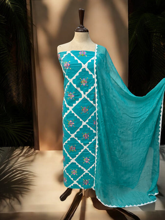 Mukesh with Applique 2pc