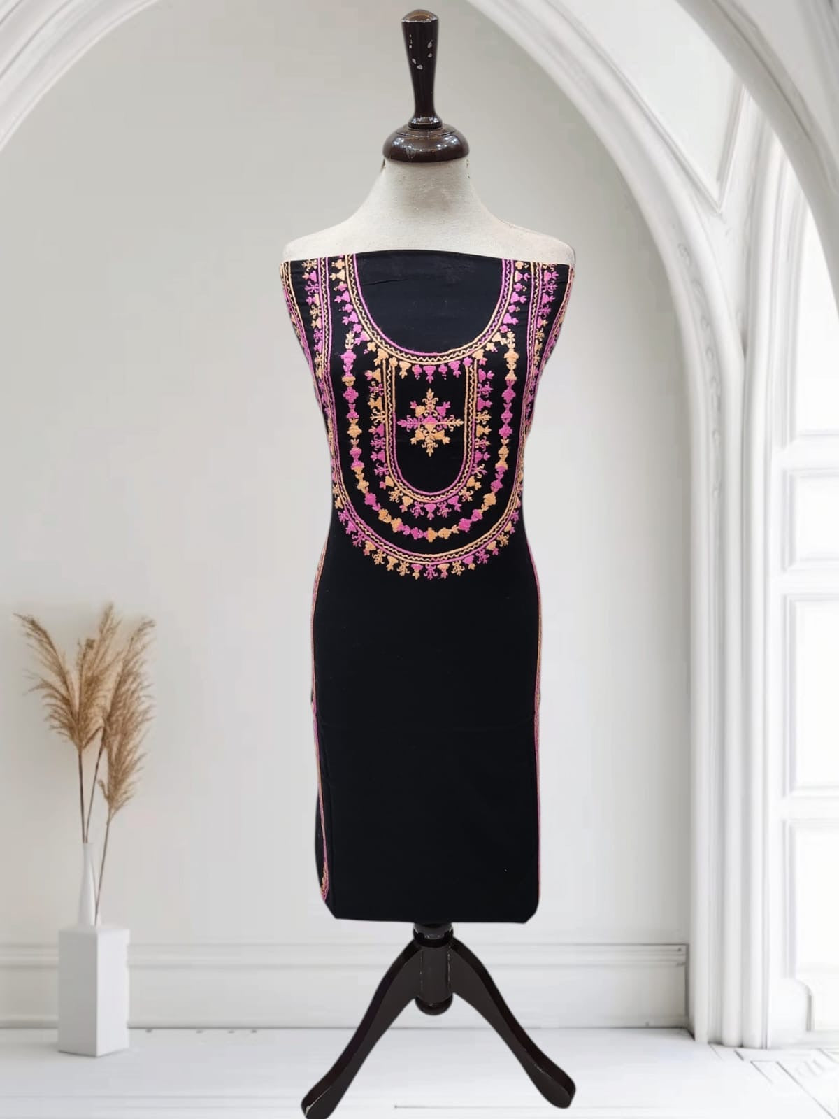 Gull e Sitta most demanding lawn hand embroidered shirt