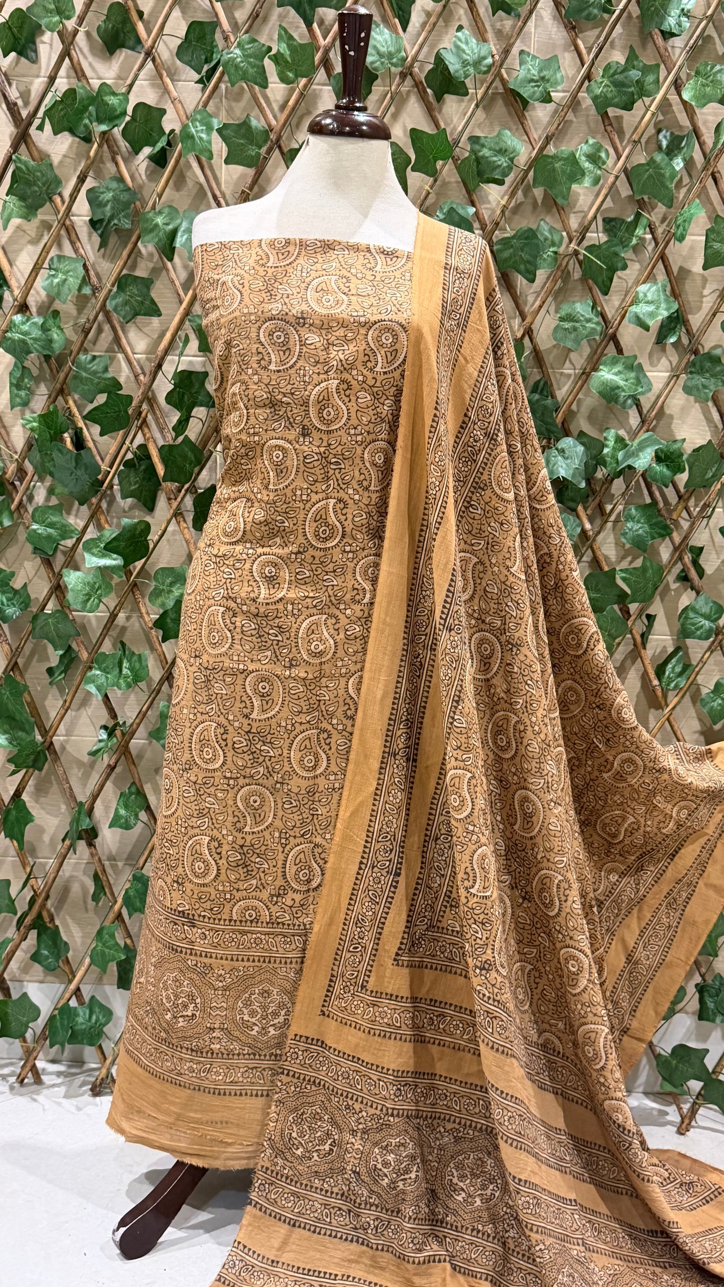 Lawn Natural dyed shirt and dupatta