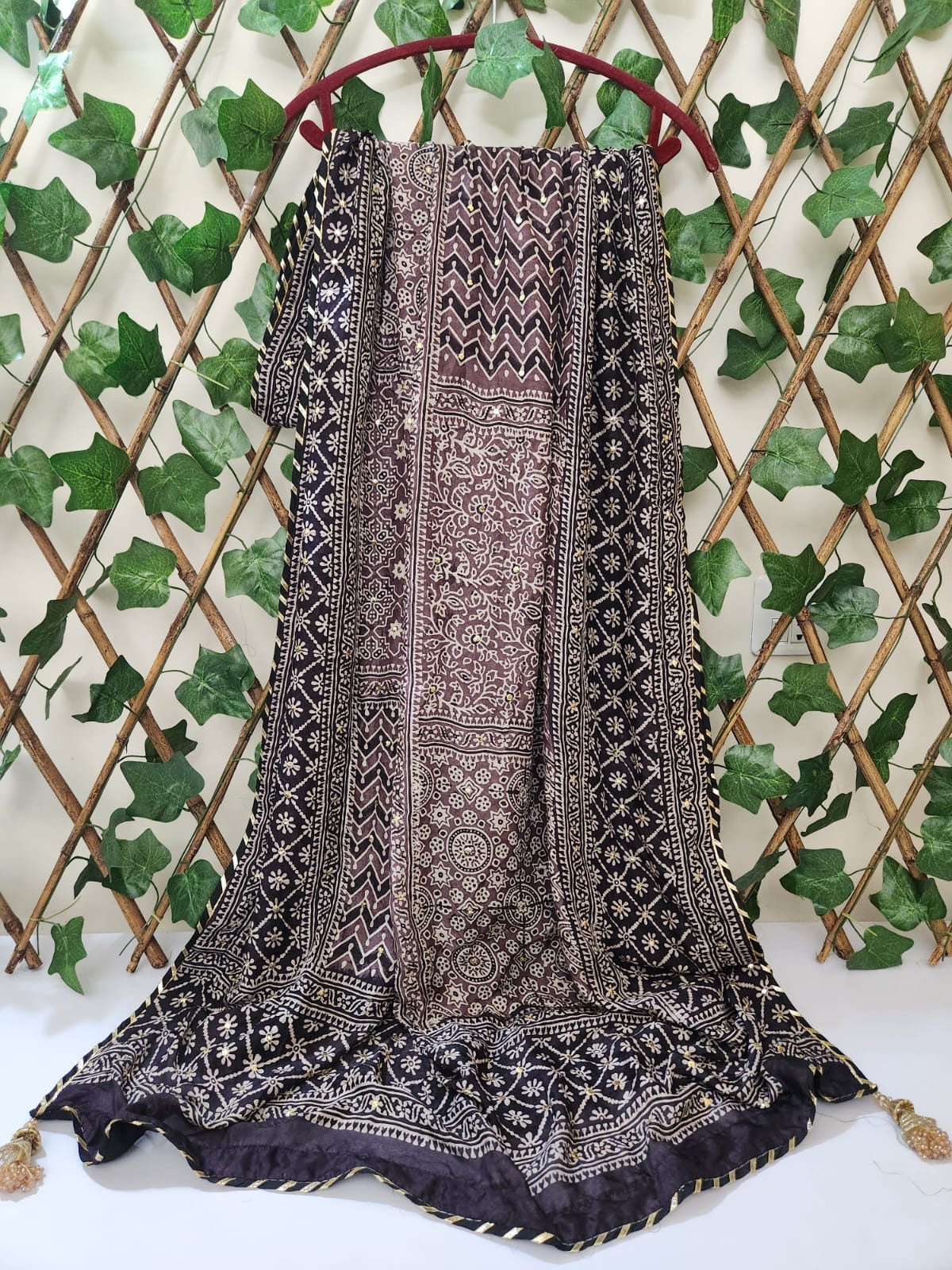 Natural dyed Silk with Mukesh Dupatta