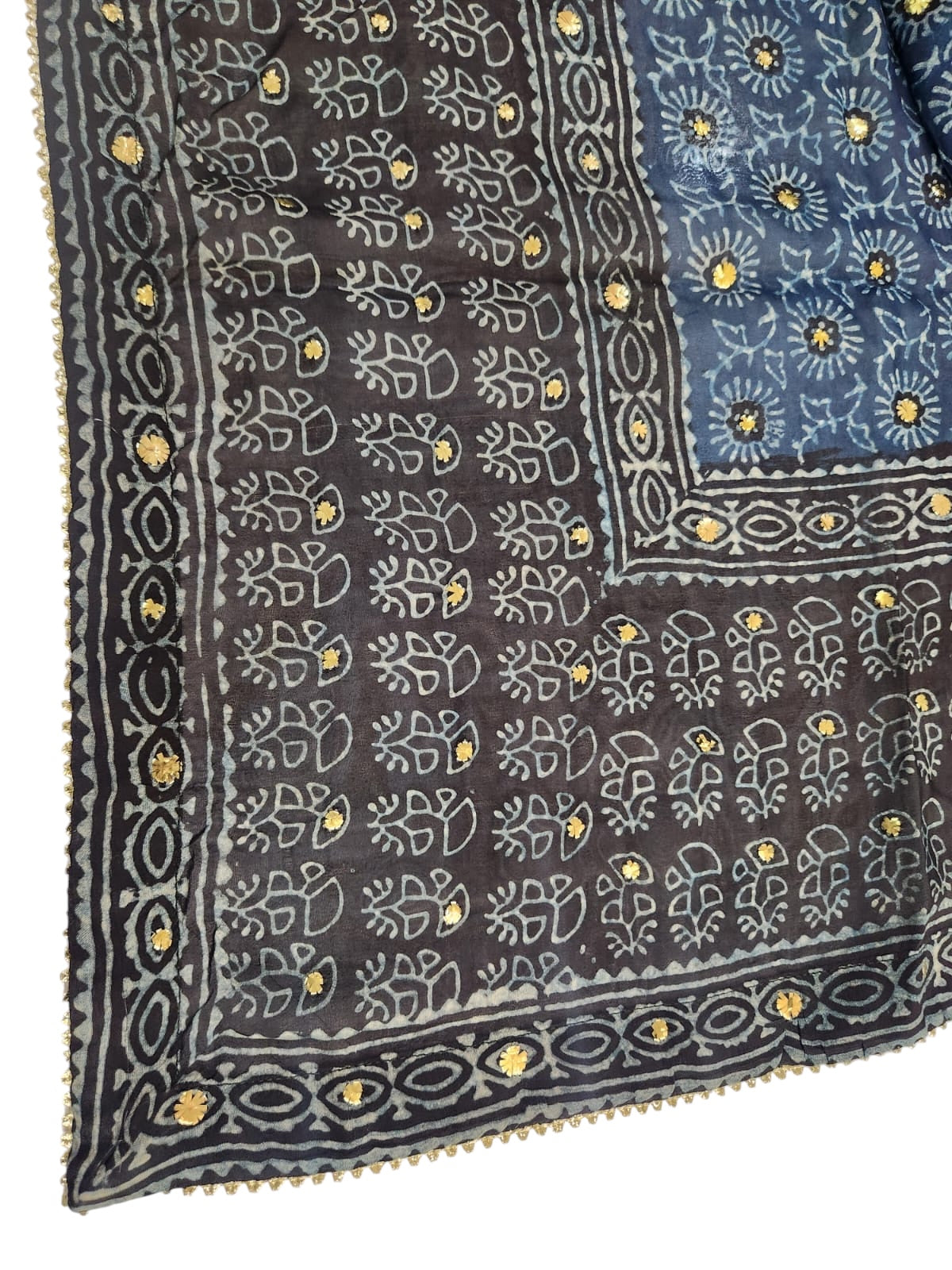 Medium silk Mukesh Natural dyed shawl